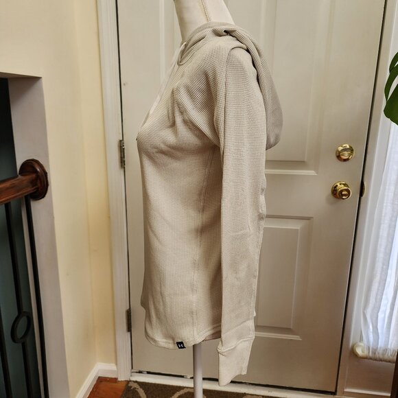 NWT Under Armour Women's Long Sleeve Waffle Hoodie Size S - Picture 2 of 9